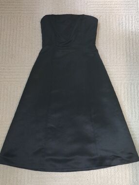 BCBGMaxAzria Strapless Black A-Line Cocktail Dress